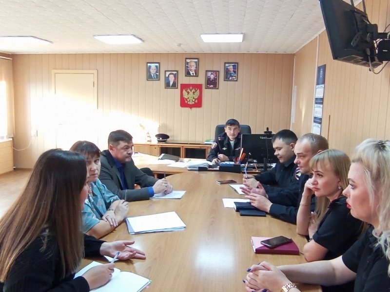 В полиции Советского состоялась дискуссионная площадка с представителями муниципалитета